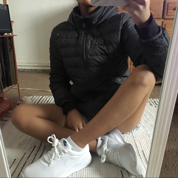 Womens Dark Black Puffer Jacket - Picture 4 of 4